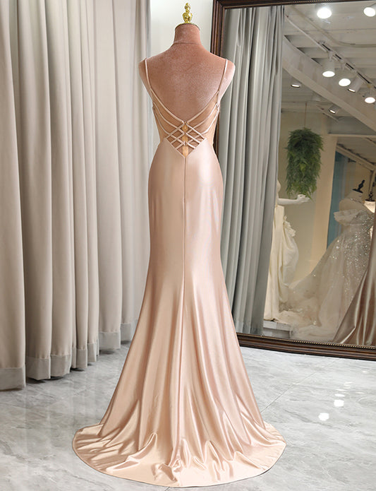 Robe de bal de fin d'année simple en satin champagne à bretelles spaghetti et longue sirène