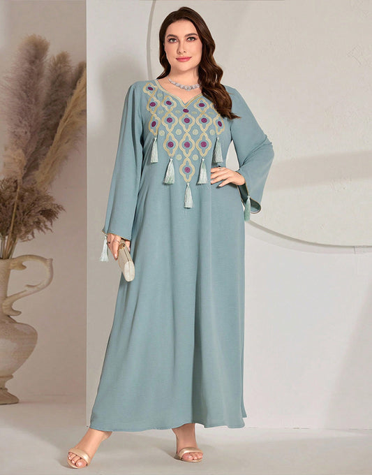 Robe A-Line Vintage en Soie Glacée avec Col V Broderie Florale et Plis