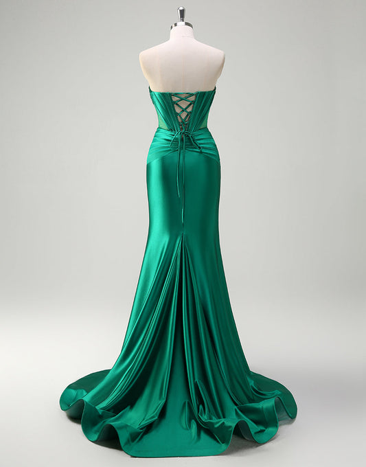 Robe de bal sirène vert foncé à décolleté en cœur ajouré avec fente