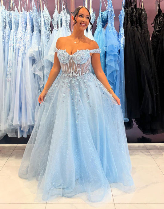 Robe de bal longue en tulle bleu ciel à épaules dénudées et à appliques