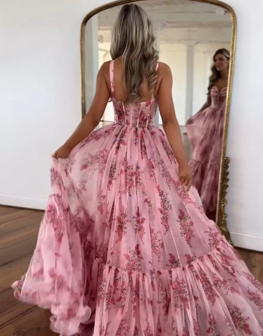 Robe de bal trapèze en tulle à imprimé spaghetti et longueur au sol