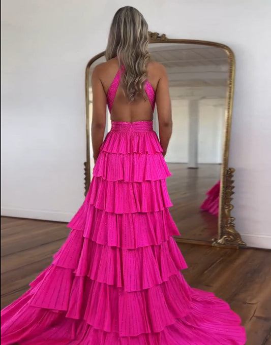 Robe de bal longue fuchsia à col licou et fente