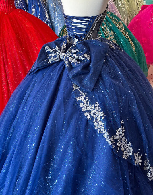 Robe de Quinceanera en tulle bleu marine scintillante avec épaules dénudées et appliques