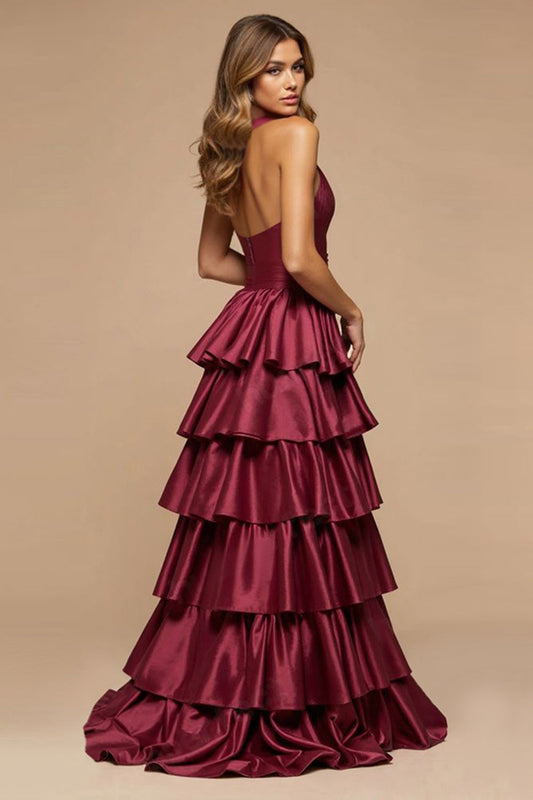 Robe de bal en satin bordeaux à col en V avec volants