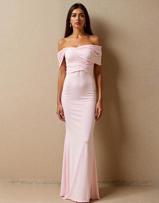 Robe de soirée en mousseline de soie sirène rose clair à épaules dénudées