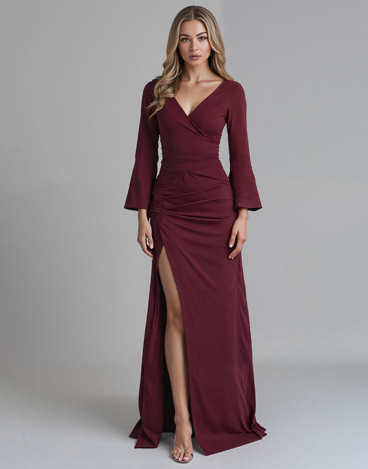 Robe de soirée sirène en satin à col en V rouge foncé avec fente