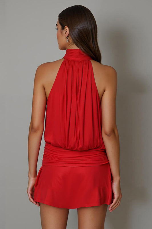 Robe de cocktail plissée rouge trapèze à col montant