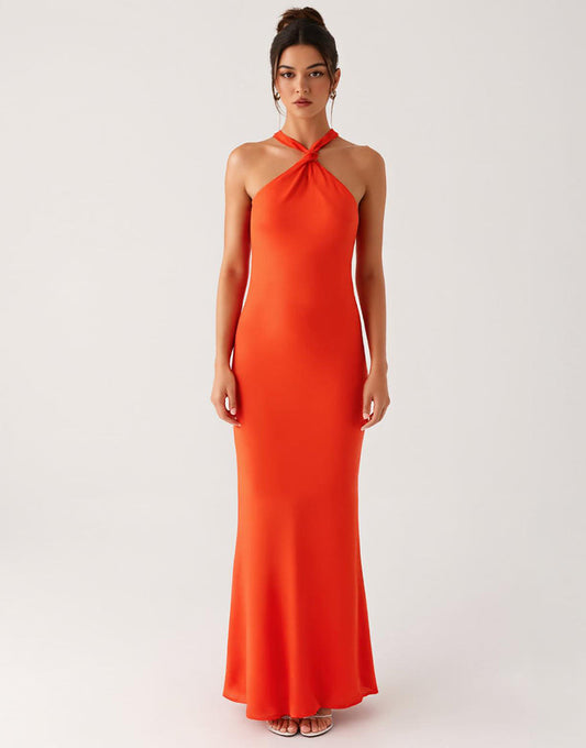 Robe formelle fourreau orange dos nu