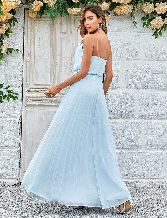 Robe de mariée longue en mousseline à bretelles spaghetti bleu ciel