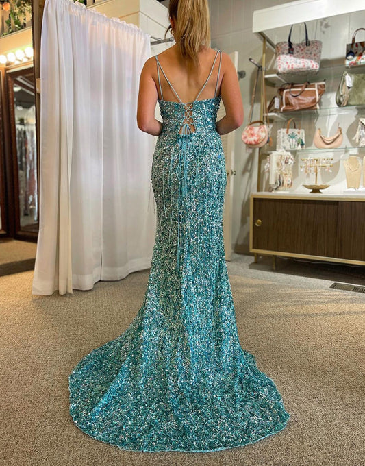 Robe de bal longue à sequins bleus avec fente avant