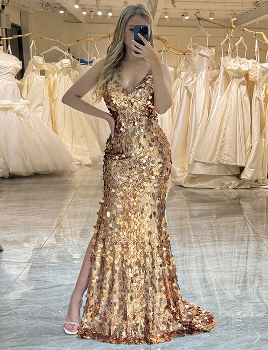 Robe de soirée longue en paillettes avec fente