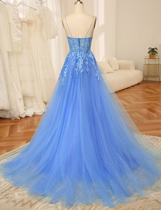 Robe de bal de fin d'année bleue à bretelles spaghetti avec applications