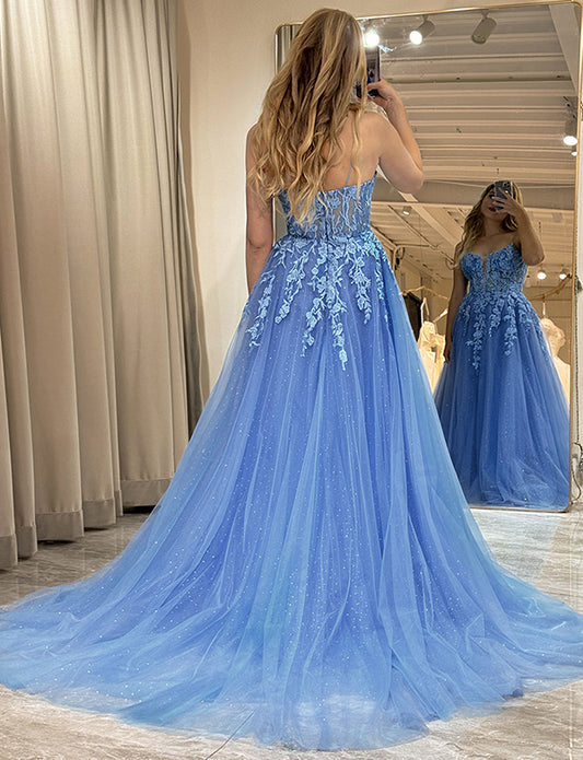 Robe de Soirée de fin d'année bleue à bretelles spaghetti avec applications