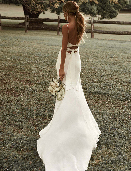 Robe de mariée boho à dos ouvert