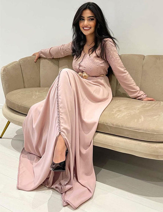 Caftan Marocain Rose avec Broderie
