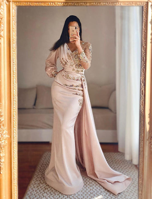 Robe de Soirée Brodée en Satin Rose Clair Sirène