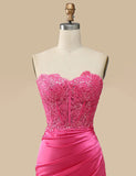 Robe longue de bal de fin d'année à corset rose vif et fendue