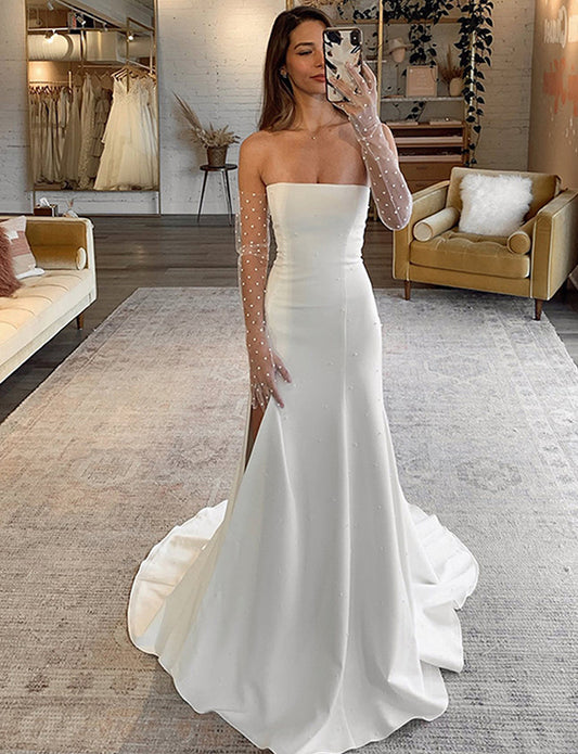 Robe de mariée sirène en satin sans bretelles