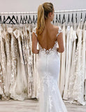 Robe de mariée blanche sirène à col en V profond et longue avec dentelle