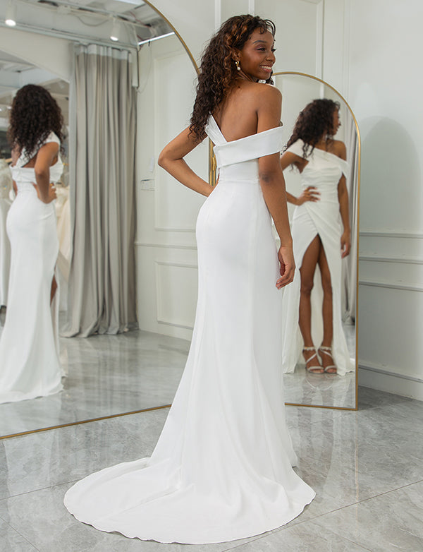 Robe de mariée ivoire avec épaules dénudées