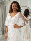 Robe de mariage de plage bohémienne à manches courtes et col en V