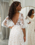 Robe de mariage de plage bohémienne à manches courtes et col en V