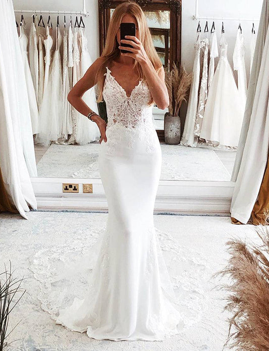 Robe de mariée blanche sirène en dentelle avec bretelles spaghetti et dos nu