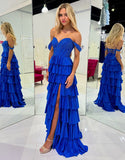 Robe de bal bleue royale à volants, épaules dénudées avec fente