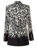 Veste de femme à revers pointus, à une boucle unique, avec motif de léopard noir et blanc