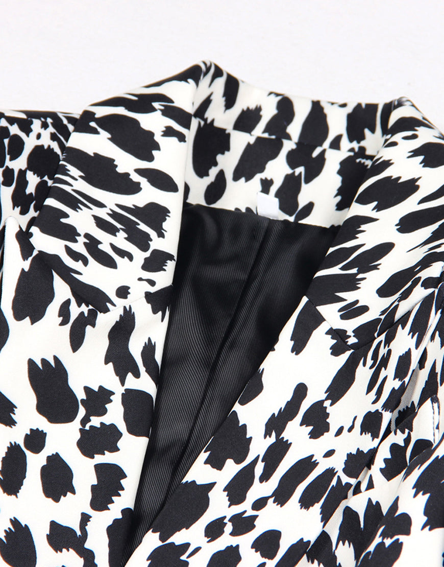 Veste de femme à revers pointus, à une boucle unique, avec motif de léopard noir et blanc