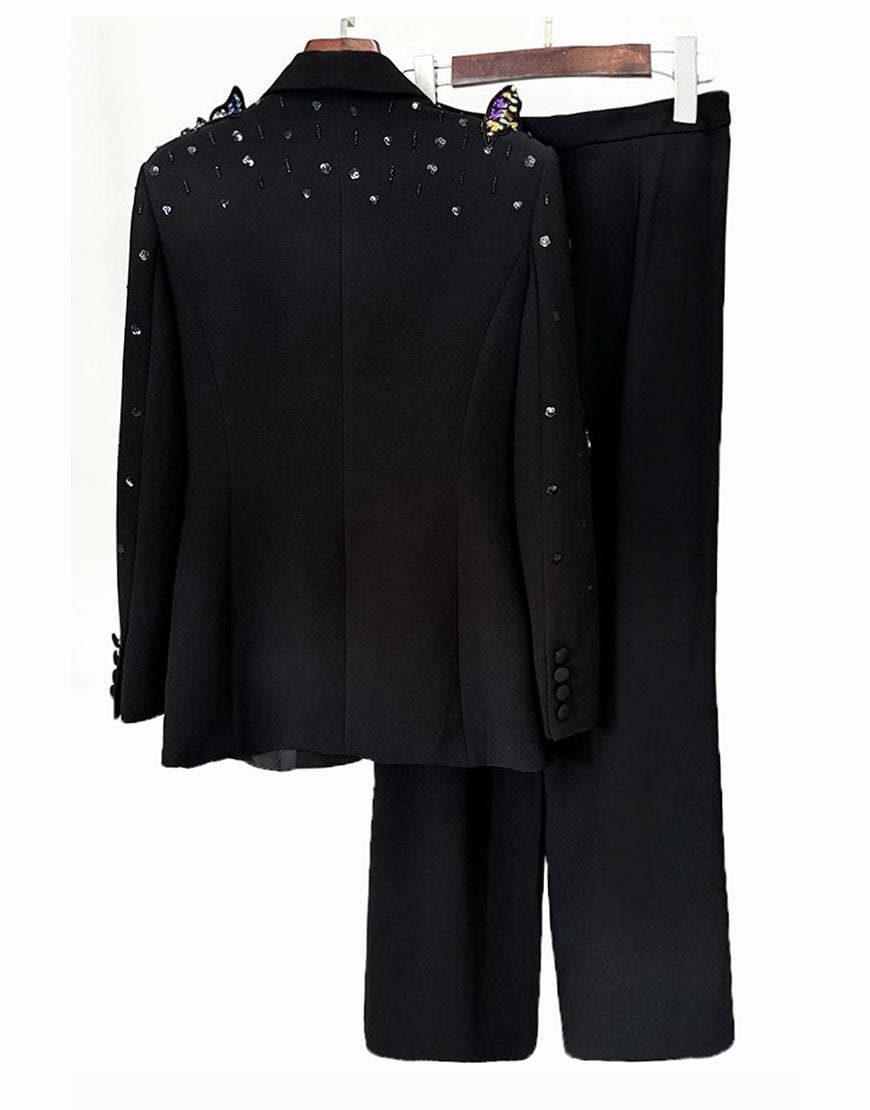 Tailleur féminin 2 pièces avec écharpe noire à revers de mousseline cristal et papillons de paillettes