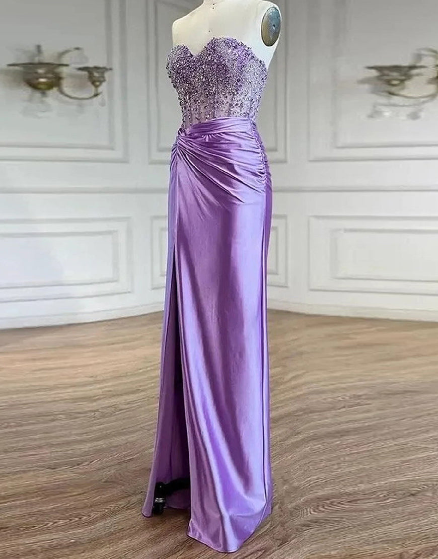 Robe de bal longue fendue avec applique de dentelle en forme de cœur, fourreau violet