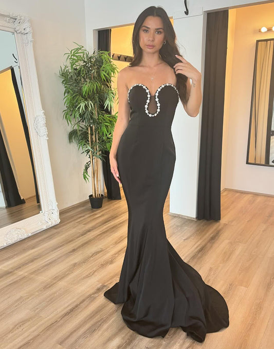 Robe de bal en cristal noir avec corsage en forme de cœur et étui