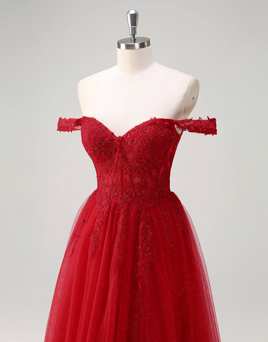 Robe de bal trapèze sans bretelles en tulle avec appliques en dentelle et fente
