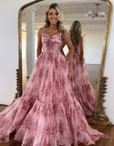 Robe de bal trapèze en tulle à imprimé spaghetti et longueur au sol
