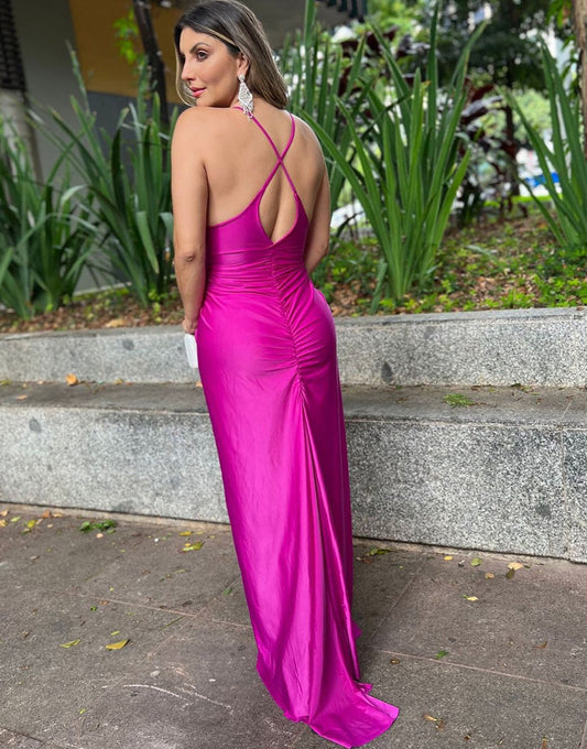 Robe de bal longue à bretelles spaghetti fuchsia avec fronces et fente