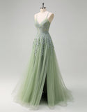 Robe de bal trapèze en tulle blush avec appliques en dentelle spaghetti