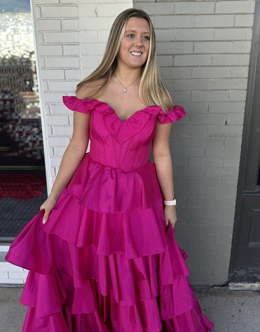 Robe de bal longue fuchsia à épaules dénudées et fente