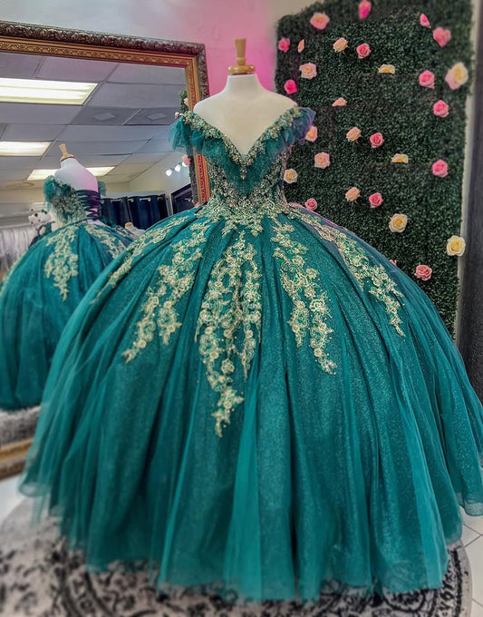 Robe de bal à paillettes vertes à col en V et sans bretelles avec appliques