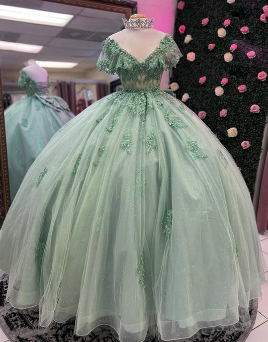 Robe de bal en tulle à col en V gris vert avec appliques et nœud