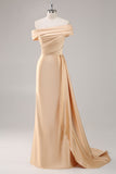 Robe formelle en satin champagne à une épaule avec ceinture