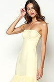 Robe de bal à volants sans bretelles jaune