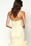 Robe de bal à volants sans bretelles jaune