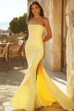 Sirène Robe de Bal Sans Bretelles En Satin Jaune Avec Fente
