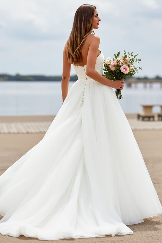 Robe de mariée longue blanche sans bretelles