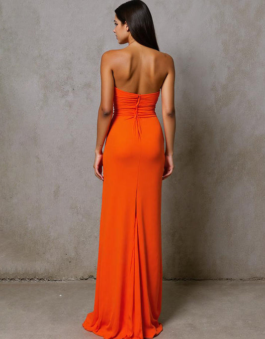 Robe de soirée longue en mousseline de soie orange sans bretelles découpées