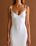 Robe formelle simple à bretelles spaghetti fourreau satin ivoire