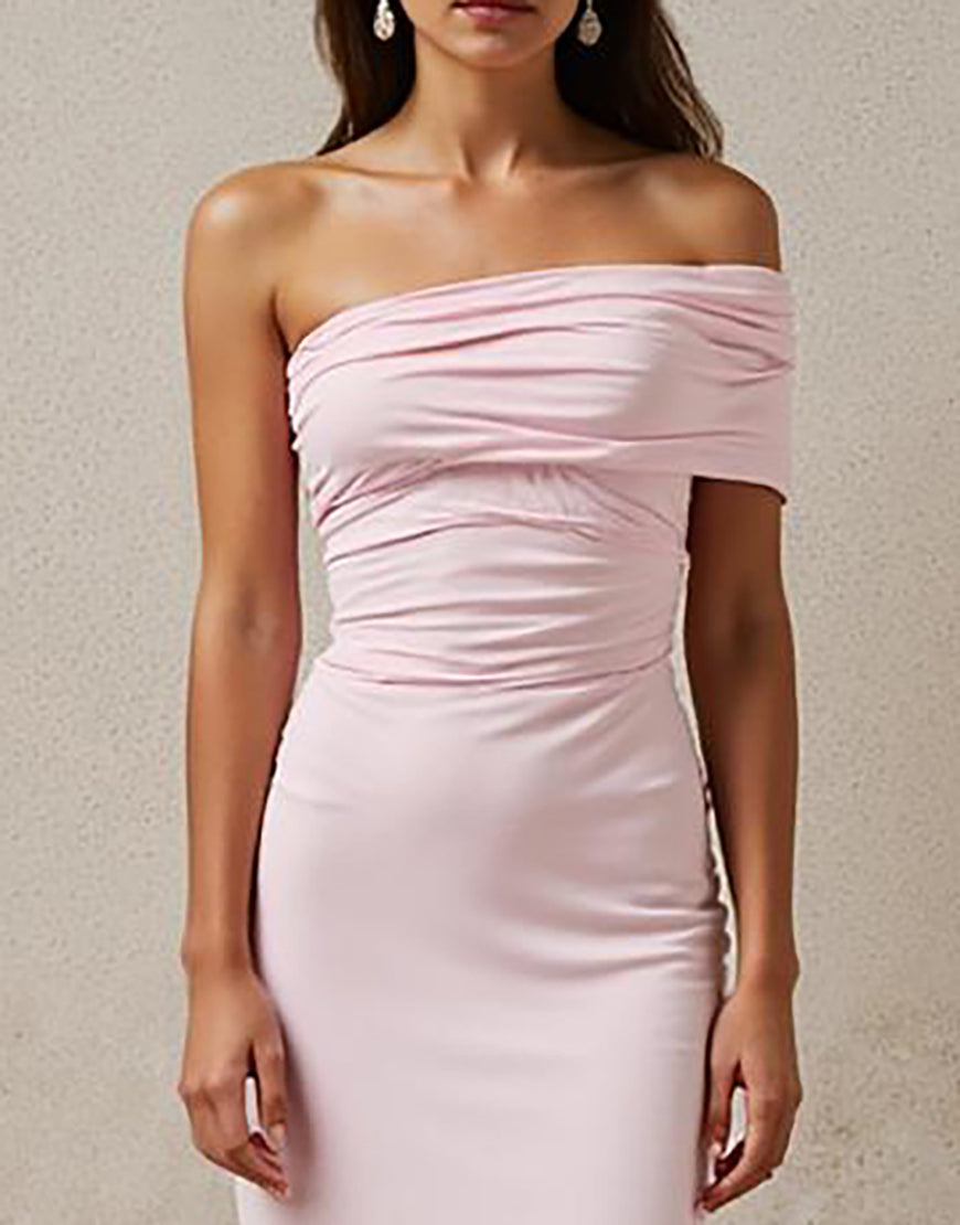 Robe de soirée longue fourreau froncé rose clair à une épaule