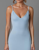 Robe de soirée longue en mousseline de soie à bretelles spaghetti bleu ciel