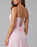 Robe de soirée longue simple rose clair à bretelles spaghetti